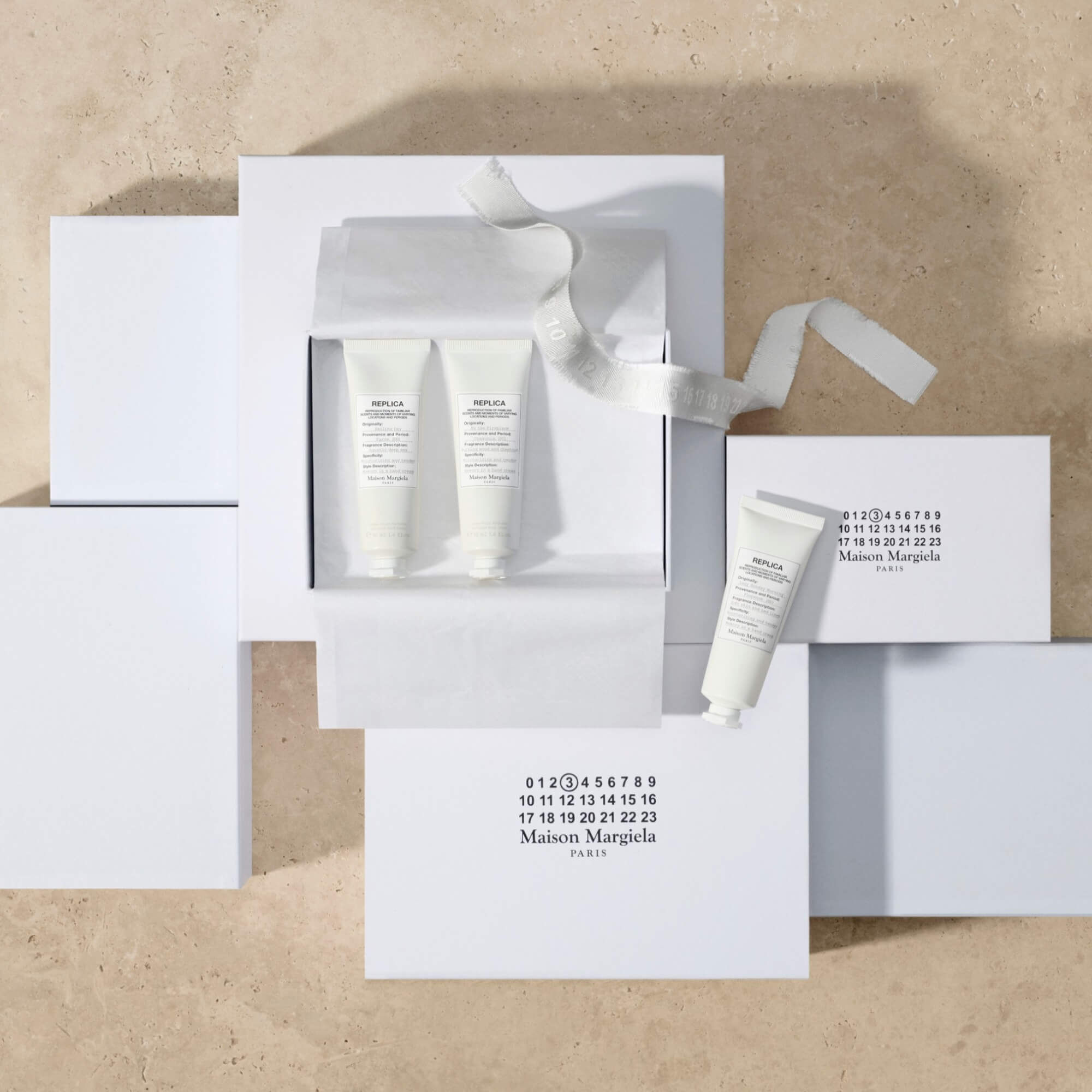 REPLICA By The Fireplace Hand Cream