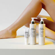 REPLICA By the Fireplace Hand Cream